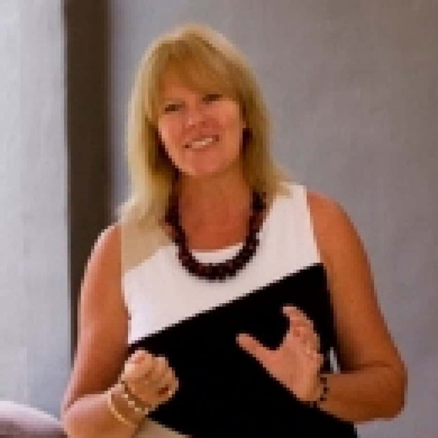 Mandy Holloway