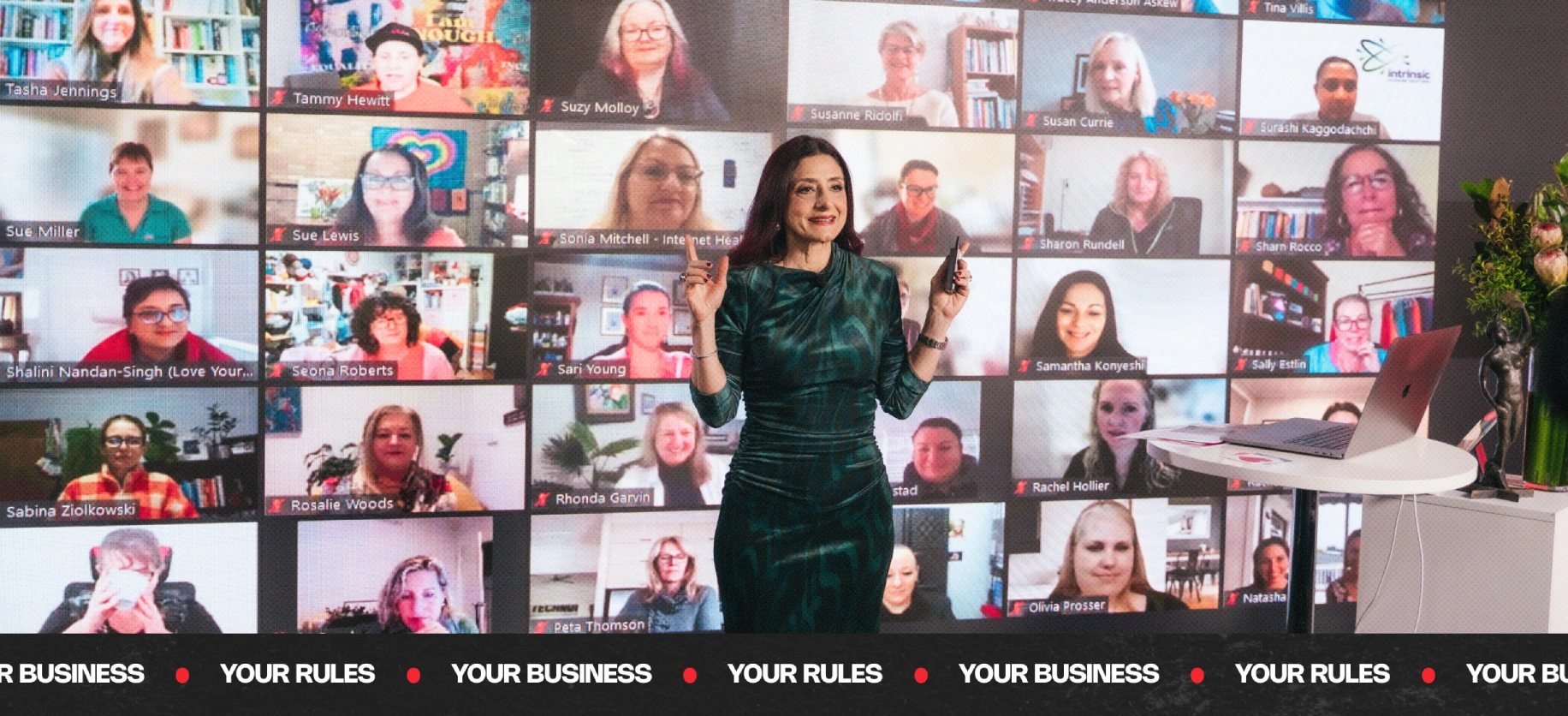 Suzi Dafnis presenting to a large online community of women business owners at a HerBusiness live event