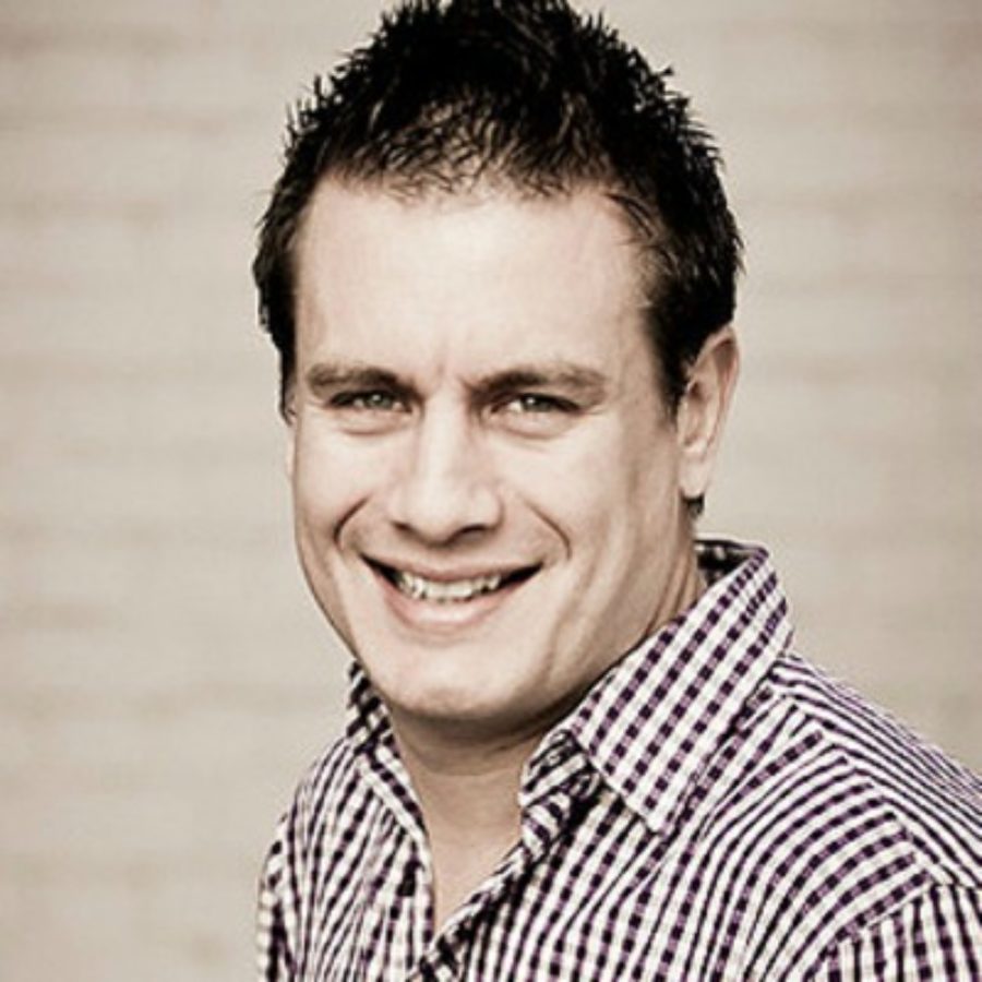 Profile picture of Simon Dell